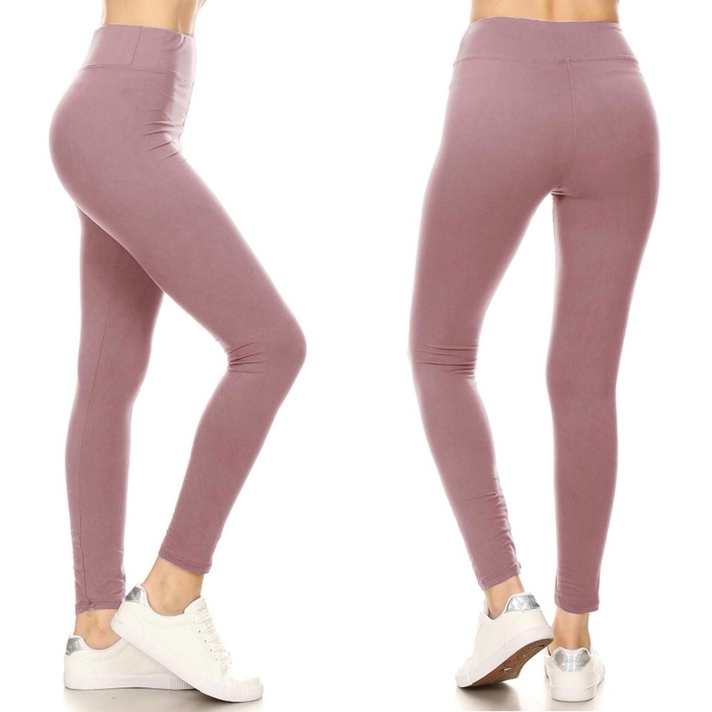 NWT Woman’s Leggings